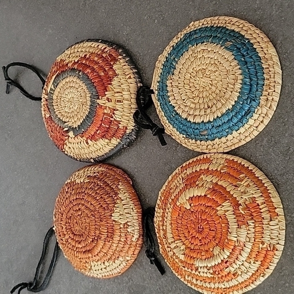 Set Of (4) Hand-Woven Mini Tribal Baskets - Picture 9 of 9